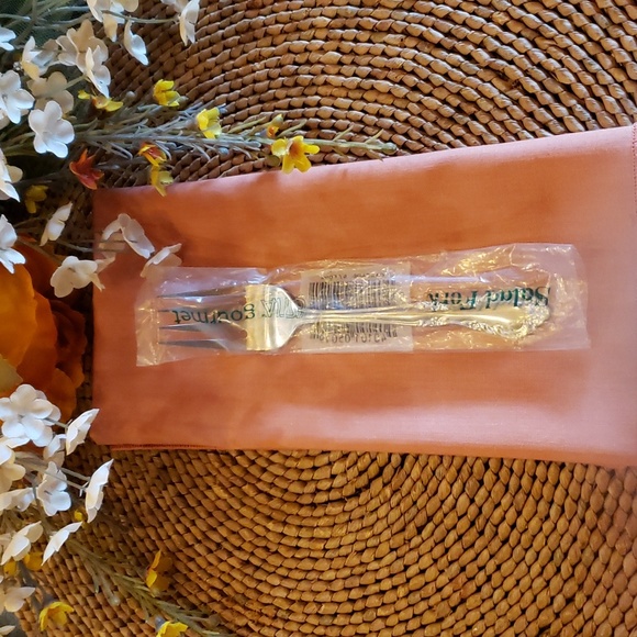 ESTIA GOURMET Cascade Floral SS Salad Fork - NWT - Picture 1 of 7